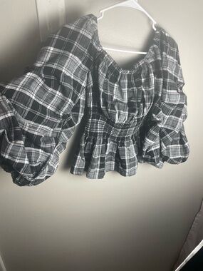 Sugarlips Black & White Plaid Puff Sleeve Peplum Top